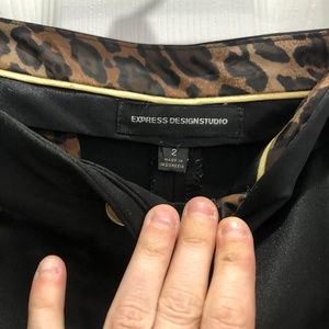 Express Shorts